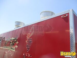 2018 24' Mobile Kitchen Kitchen Food Trailer Diamond Plated Aluminum Flooring California Diesel Engine for Sale