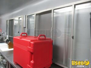 2018 24' Mobile Kitchen Kitchen Food Trailer Electrical Outlets California Diesel Engine for Sale