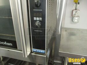 2018 24' Mobile Kitchen Kitchen Food Trailer Exterior Lighting California Diesel Engine for Sale