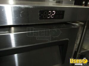 2018 24' Mobile Kitchen Kitchen Food Trailer Prep Station Cooler California Diesel Engine for Sale