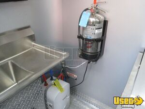 2018 24' Mobile Kitchen Kitchen Food Trailer Propane Tank California Diesel Engine for Sale