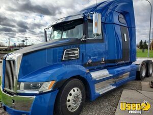 2018 Cascadia Freightliner Semi Truck 12 Texas for Sale