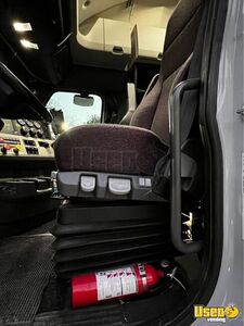 2018 Cascadia Freightliner Semi Truck 12 Texas for Sale