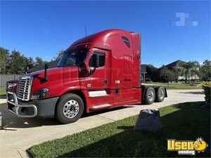 2018 Cascadia Freightliner Semi Truck 2 Florida for Sale