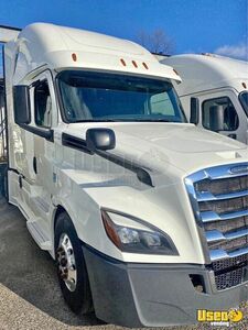 2018 Cascadia Freightliner Semi Truck 2 New Jersey for Sale