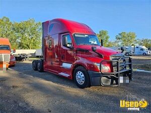 2018 Cascadia Freightliner Semi Truck 2 New York for Sale