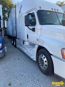 2018 Cascadia Freightliner Semi Truck 3 Texas for Sale