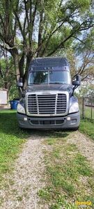 2018 Cascadia Freightliner Semi Truck 4 Indiana for Sale