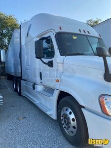 2018 Cascadia Freightliner Semi Truck 4 Texas for Sale