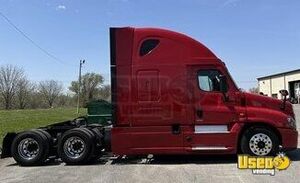2018 Cascadia Freightliner Semi Truck 5 Kansas for Sale