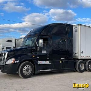 2018 Cascadia Freightliner Semi Truck 7 Texas for Sale