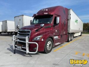 2018 Cascadia Freightliner Semi Truck Alberta for Sale