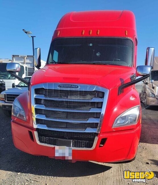 2018 Cascadia Freightliner Semi Truck California for Sale