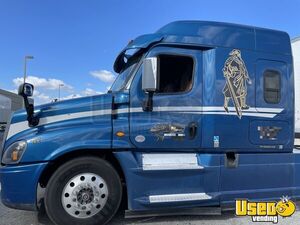 2018 Cascadia Freightliner Semi Truck California for Sale