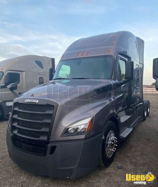 2018 Cascadia Freightliner Semi Truck California for Sale