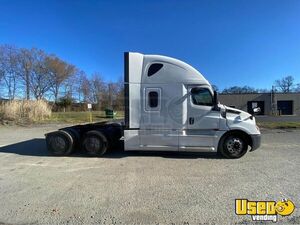 2018 Cascadia Freightliner Semi Truck Double Bunk New Jersey for Sale