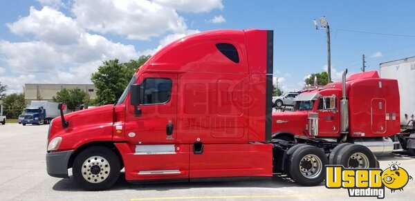 2018 Cascadia Freightliner Semi Truck Florida for Sale