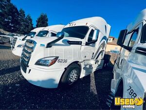 2018 Cascadia Freightliner Semi Truck Fridge California for Sale