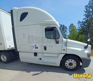 2018 Cascadia Freightliner Semi Truck Fridge South Carolina for Sale