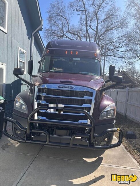 2018 Cascadia Freightliner Semi Truck Nebraska for Sale