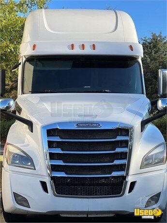 2018 Cascadia Freightliner Semi Truck North Carolina for Sale