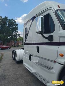 2018 Cascadia Freightliner Semi Truck Ohio for Sale