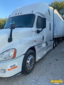 2018 Cascadia Freightliner Semi Truck Texas for Sale