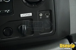2018 E 450 Catering Food Truck 17 Texas Gas Engine for Sale