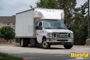 2018 E 450 Catering Food Truck Texas Gas Engine for Sale