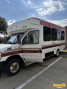 2018 E-450 Startrans Ice Cream Truck Concession Window Texas Gas Engine for Sale