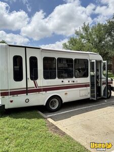 2018 E-450 Startrans Ice Cream Truck Concession Window Texas Gas Engine for Sale