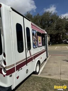 2018 E-450 Startrans New Build Food Truck Deep Freezer Texas Gas Engine for Sale