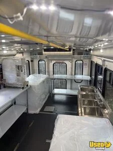 2018 E-450 Startrans New Build Food Truck Fresh Water Tank Texas Gas Engine for Sale