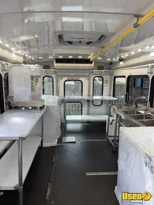 2018 E-450 Startrans New Build Food Truck Hand-washing Sink Texas Gas Engine for Sale