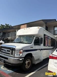 2018 E350 Coffee & Beverage Truck Concession Window Texas Gas Engine for Sale