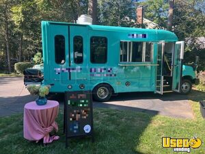 2018 Econoline All-purpose Food Truck Concession Window Connecticut Gas Engine for Sale