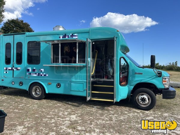 2018 Econoline All-purpose Food Truck Connecticut Gas Engine for Sale