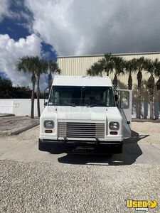 2018 F-59 Coffee & Beverage Truck Cabinets Florida Gas Engine for Sale