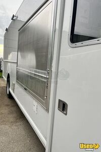 2018 F-59 Commercial Stripped Chassis Empty Food Truck All-purpose Food Truck Concession Window Michigan Gas Engine for Sale