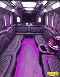 2018 F450 Party Bus Party Bus Transmission - Automatic California Gas Engine for Sale