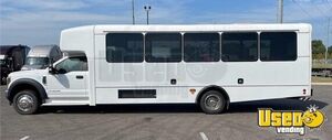 2018 F550 Shuttle Bus Shuttle Bus Air Conditioning Tennessee Diesel Engine for Sale