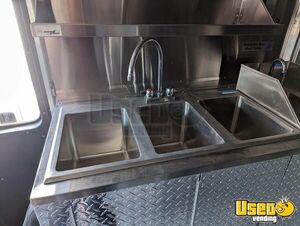 2018 F59 Step Van Kitchen Food Truck All-purpose Food Truck Oven Florida Gas Engine for Sale