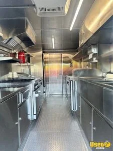 2018 Freightliner All-purpose Food Truck Stainless Steel Wall Covers California Diesel Engine for Sale