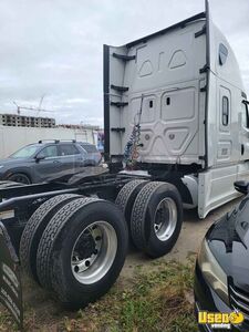 2018 Freightliner Semi Truck 2 Florida for Sale