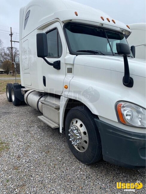 2018 Freightliner Semi Truck Louisiana for Sale