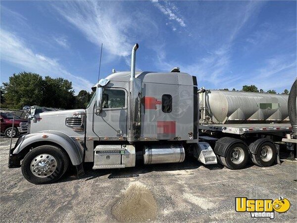 2018 Freightliner Semi Truck New York for Sale