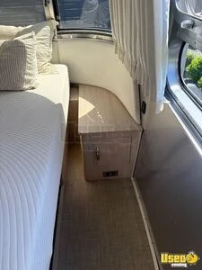 2018 Globetrotter 27fbq Airstream Gray Water Tank Oregon for Sale