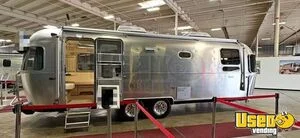 2018 27' Airstream Globetrotter Tiny Home Trailer with Bathroom for Sale in Oregon!