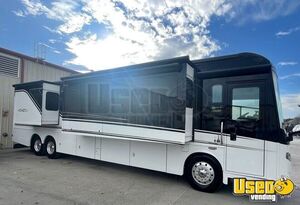 Low Mileage Massive 2018 Winnebago Horizon 42Q 43' Diesel Inspected Motorhome for Sale in Texas!