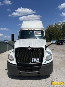 2018 Lt625 International Semi Truck Under Bunk Storage Illinois for Sale